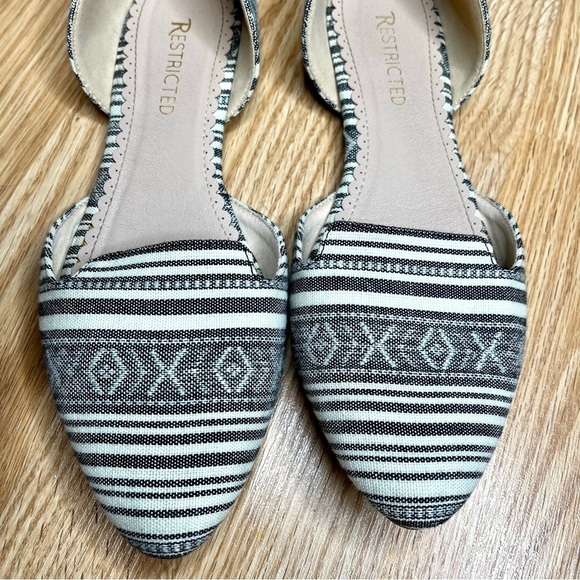 Restricted Buckle Dorsay Aztec Canvas Fabric Bohemian Pointed Toe Flats Size 10 - Picture 12 of 13